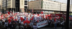 Polonia. Manifestación contra las hiptoecas indexadas en francos suizos.