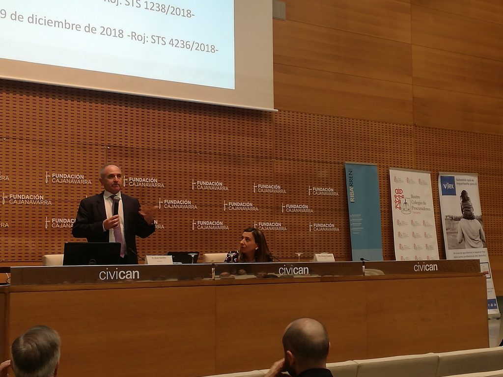 Jornada de Consumo. Navarra. ASUFIN. Rosana Organista. Jesús Sánchez.