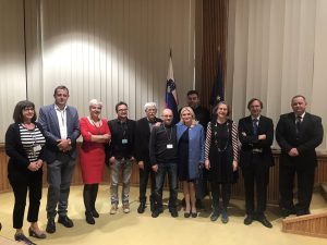 Ponentes del Congreso Esloveno sobre la visión europea sobre las soluciones sistémicas a los préstamos en divisas