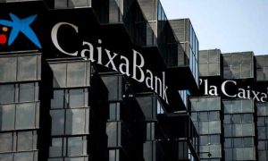 Un tribunal condena a Caixabank