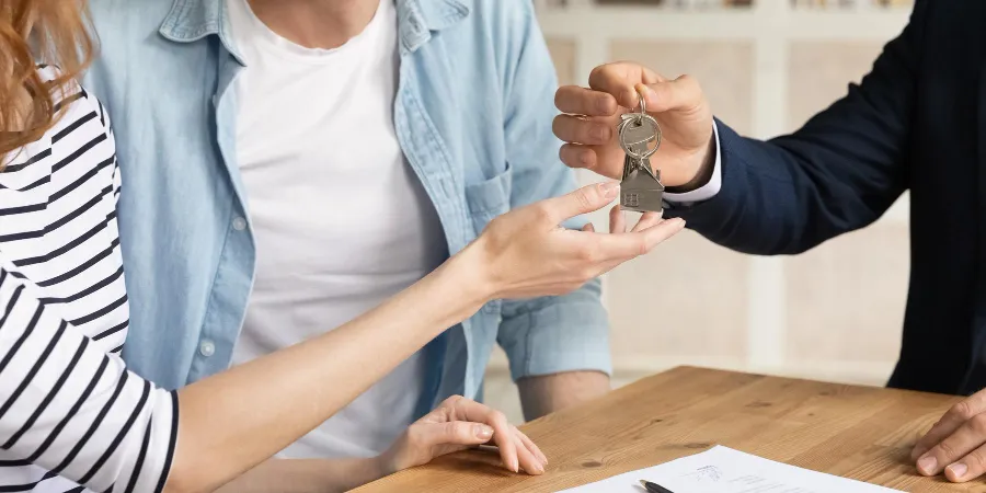 Alquilar o comprar: el panorama de la vivienda en España y su impacto en los consumidores