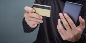 Bizum inverso: la estafa que vacía cuentas con un solo clic