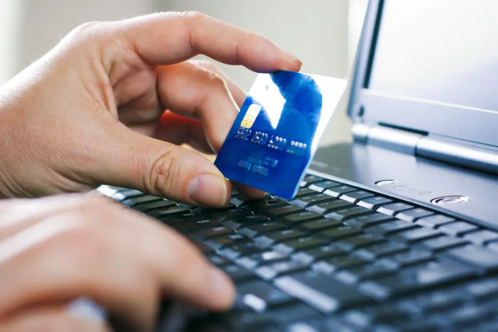 La banca no puede beneficiarse de la digitalización y trasladar a la persona consumidora los riesgos del phishing 4 Riesgo de Phishing